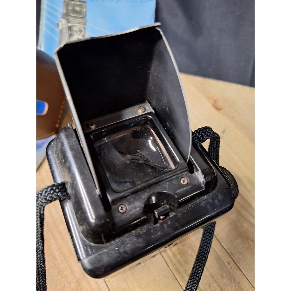 Vintage Argus Seventy-five 75mm Lumar Lens 620 Film Camera with Leather Case USA